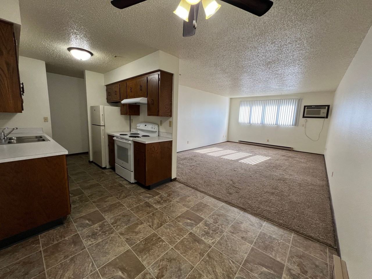 2321 20 1/2 Ave S #104 - Photo 5 of 10