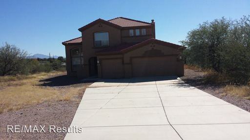 1157 Adobe Ct - Photo 2 of 33