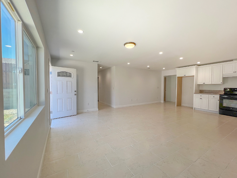 3552 Tyco Dr - Photo 2 of 10