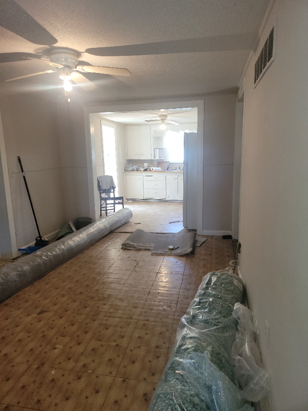 408 Forrest St - Photo 3 of 9