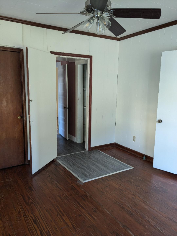 510 E Cedar St - Photo 6 of 8