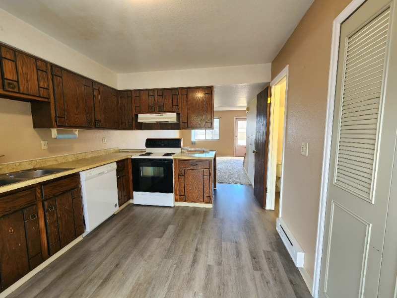 59 Castle Royal Dr - Photo 5 of 13