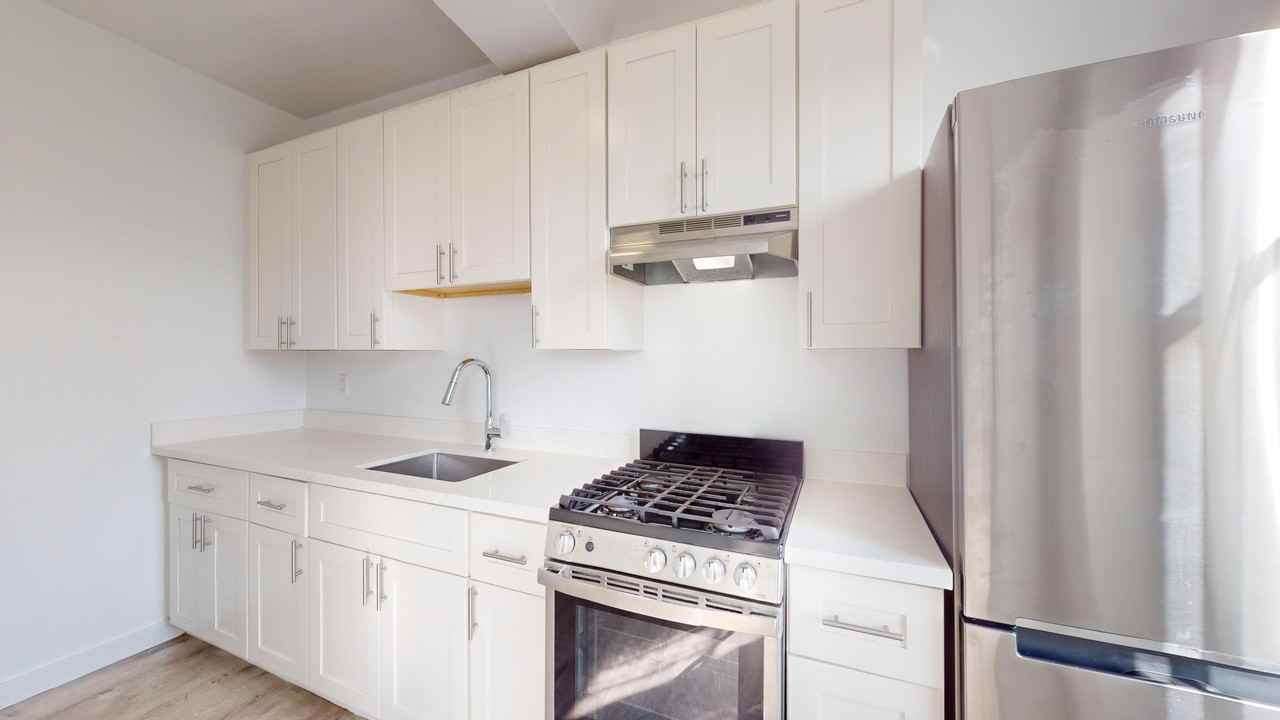 3270 21st St #306