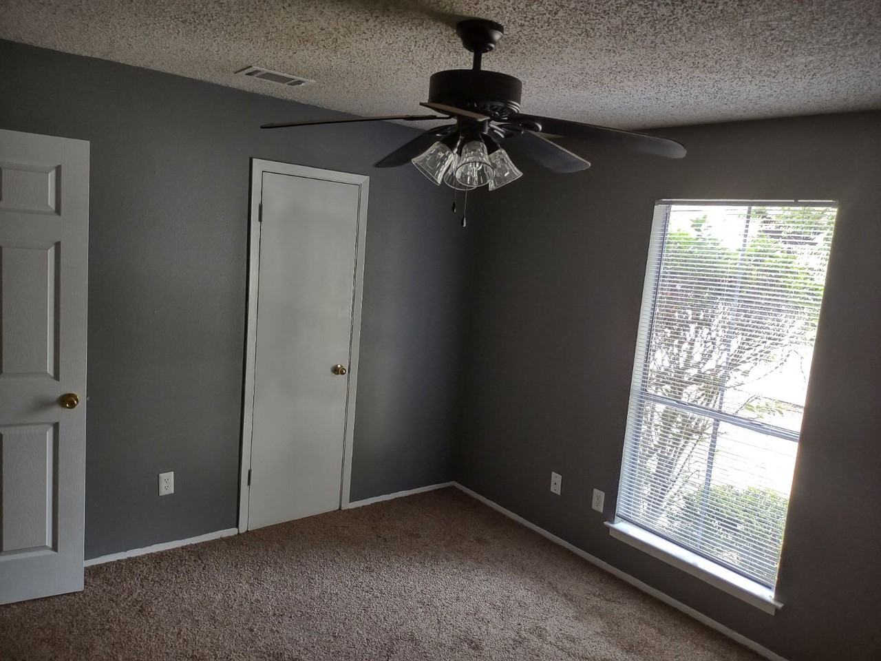 200 Muller Garden Rd - Photo 5 of 9