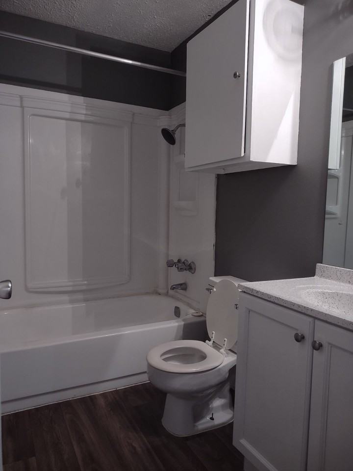 200 Muller Garden Rd - Photo 7 of 9