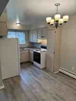 421 Parkdale Ave #B - Photo 1 of 1