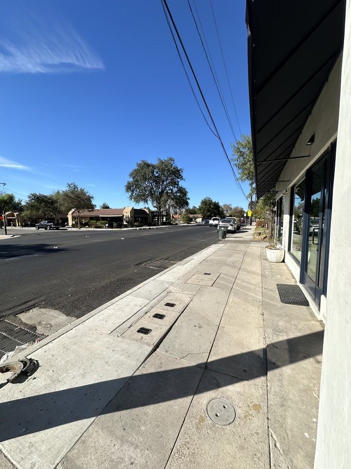 606 E Ojai Ave #606 - Photo 3 of 6