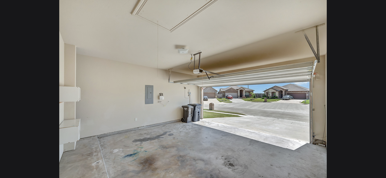 11061 Erinmoor Trl #NA - Photo 2 of 27