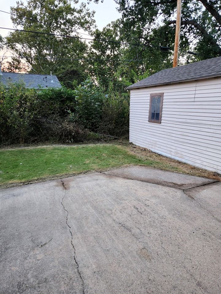 2209 Green Ave #NA - Photo 2 of 20