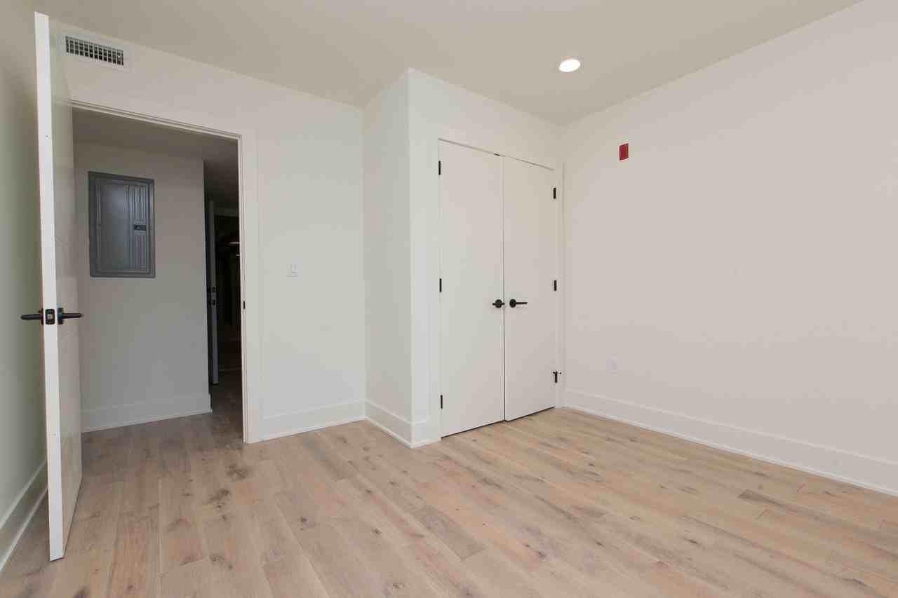 2431 Frankford Ave #16 - Photo 5 of 16