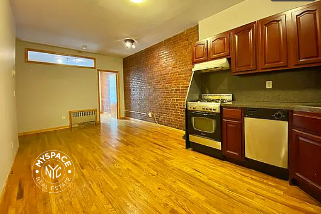 890 Bergen St #1R - Photo 4 of 12