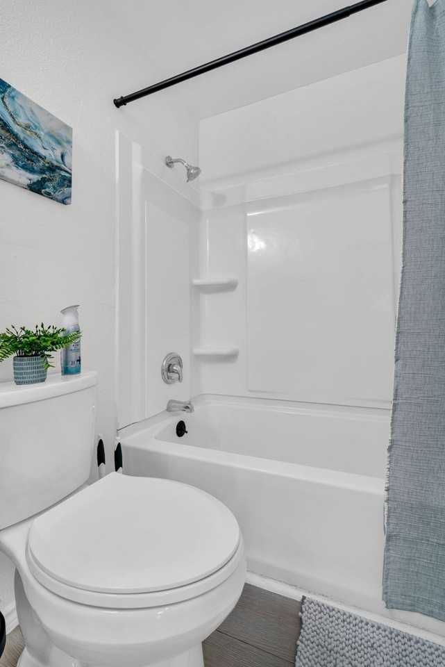 Island View St - Photo 2 of 18