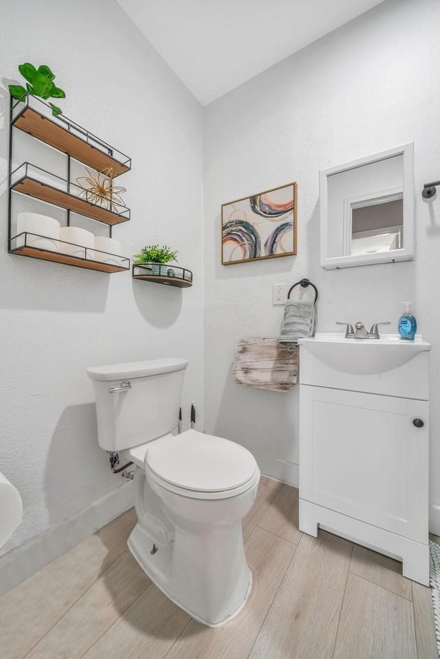 Island View St - Photo 6 of 18