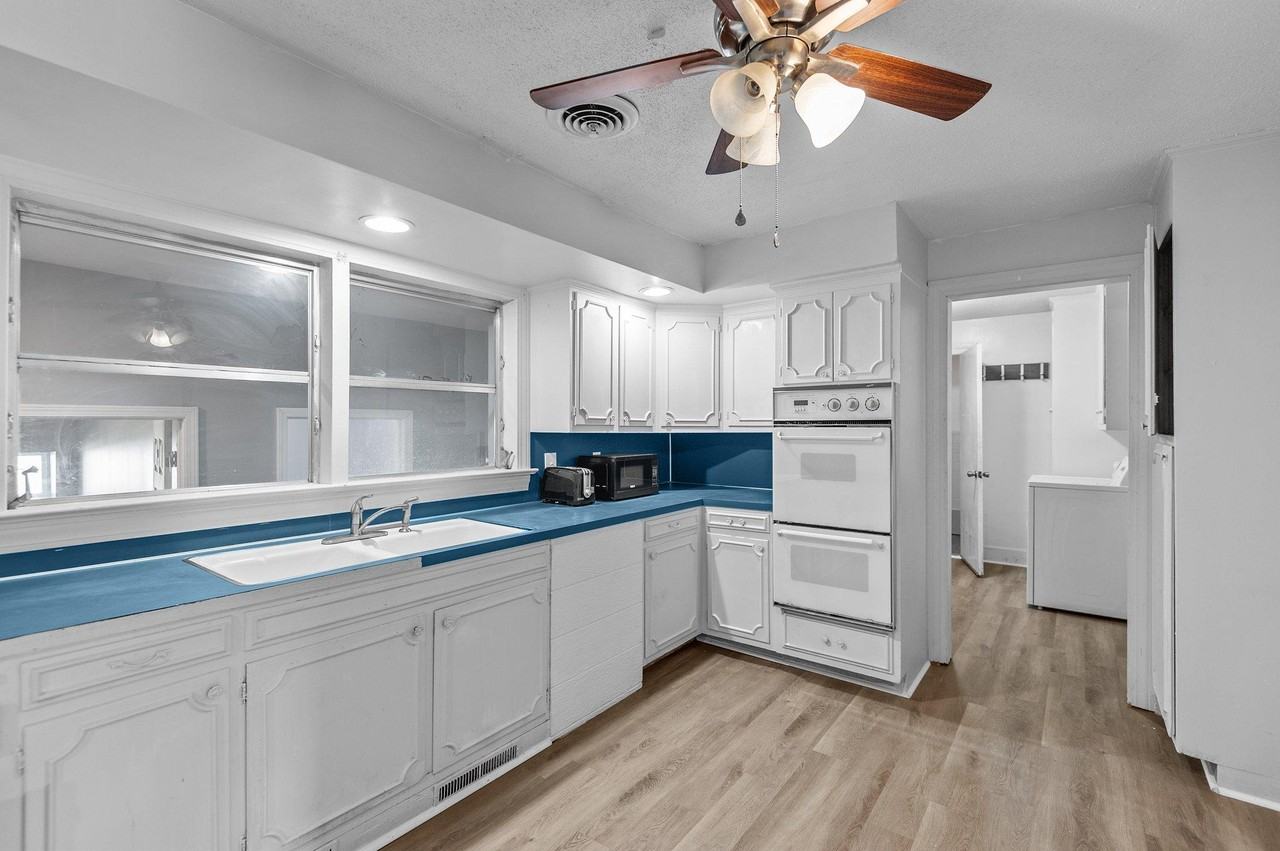 N Sylvan Dr - Photo 3 of 20