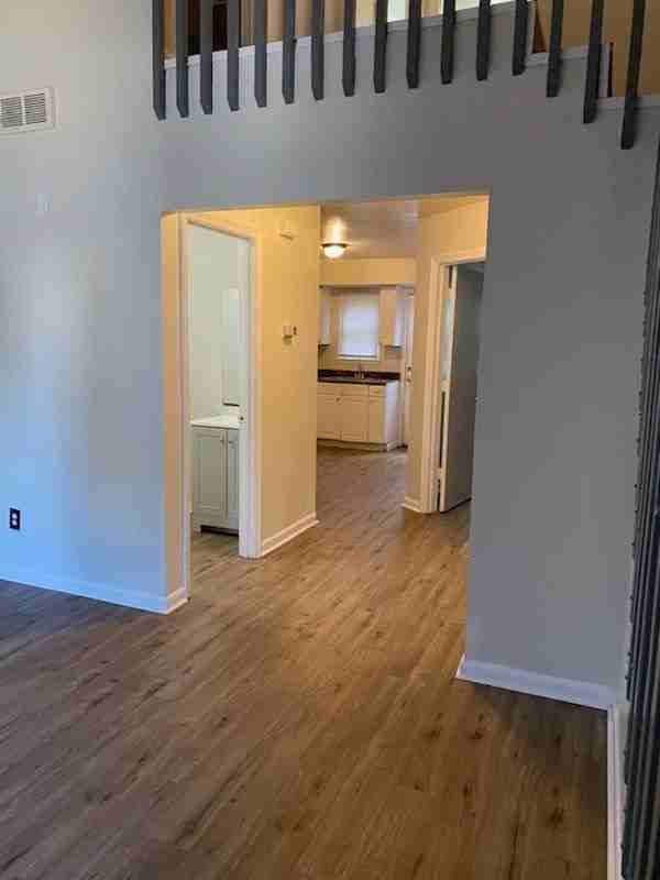 122 Spruance Rd ##Ph - Photo 6 of 10