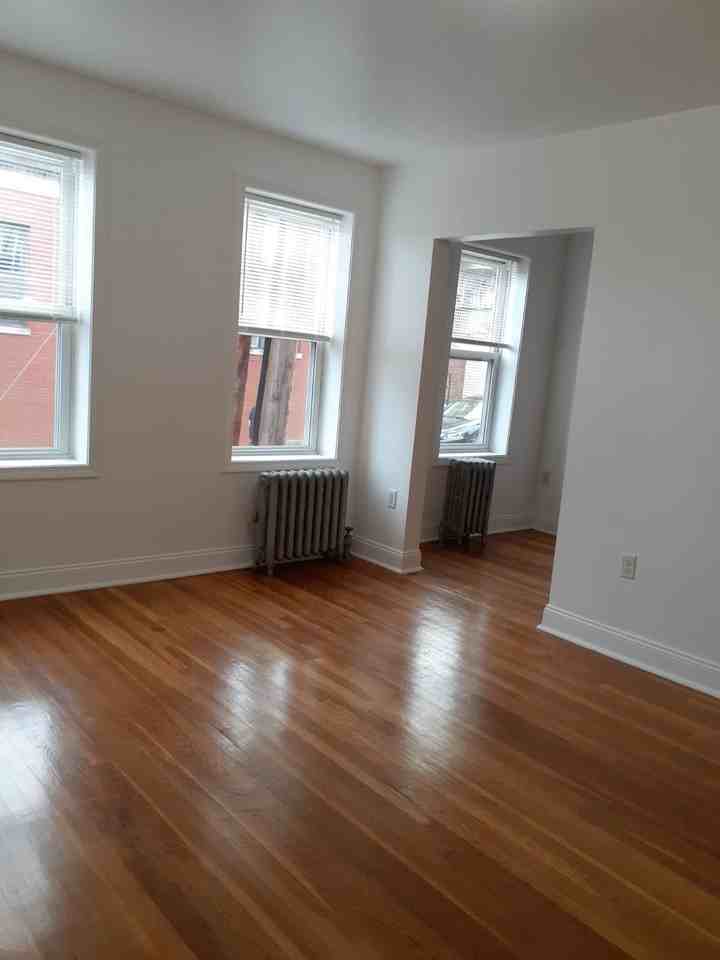 10 Yeamans Street - Photo 3 of 5