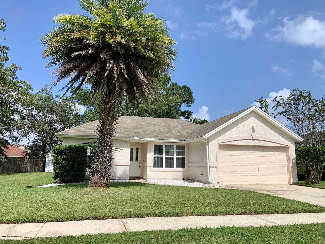 2704 Ian Ct - Photo 2 of 23