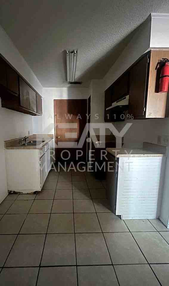 101 Limoges Street - Photo 3 of 6