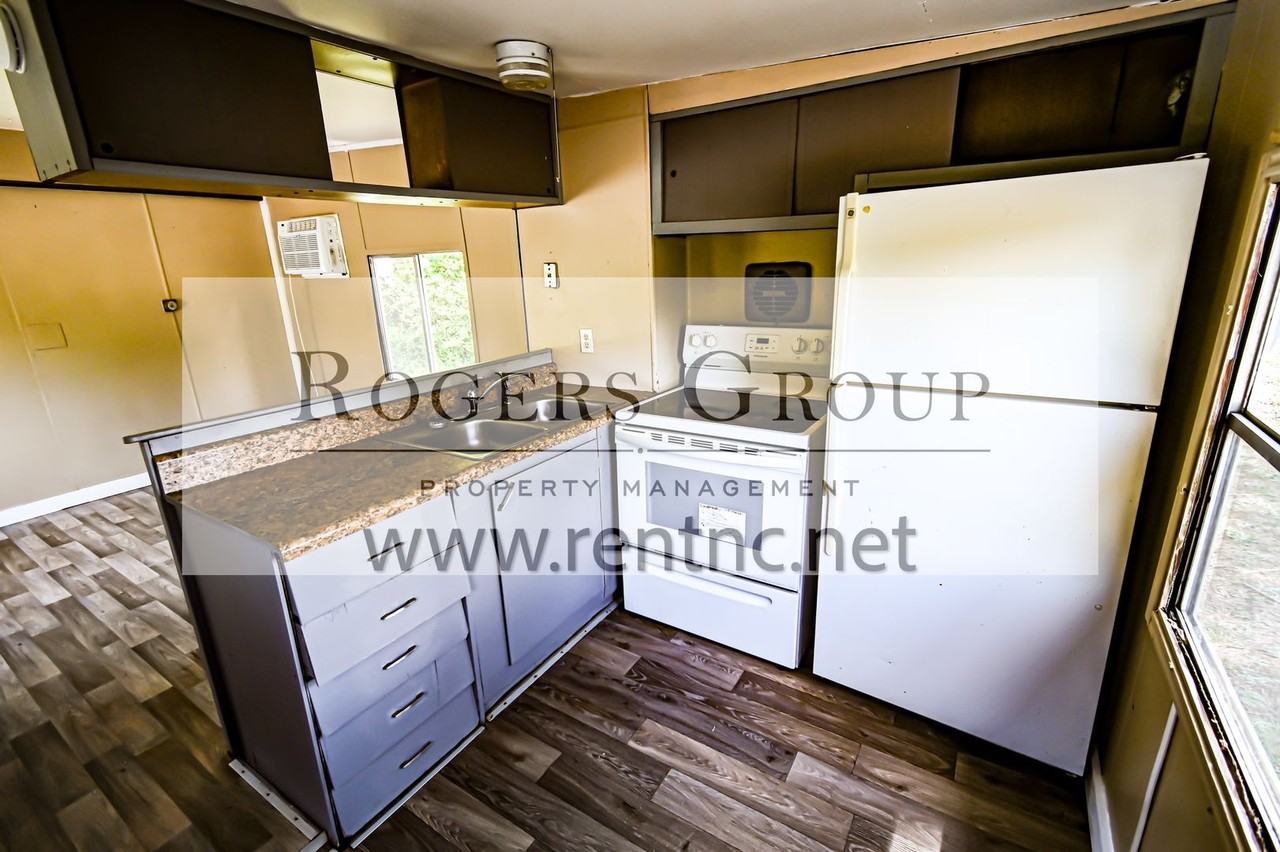124 Park Dr - Photo 5 of 6