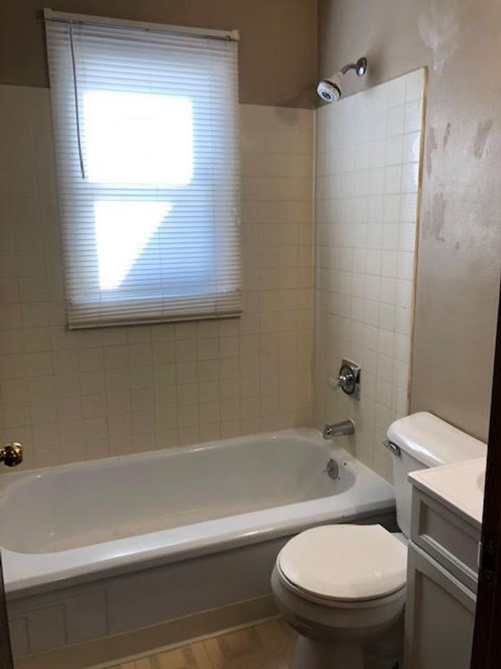 723 Hartman Ave - Photo 3 of 8