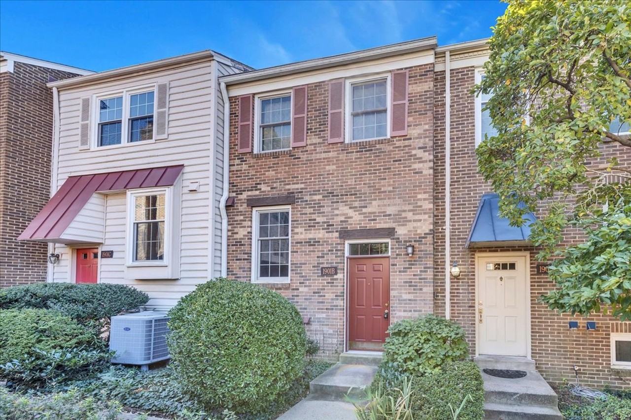 1901 North Arlington Avenue - Photo 2 of 25