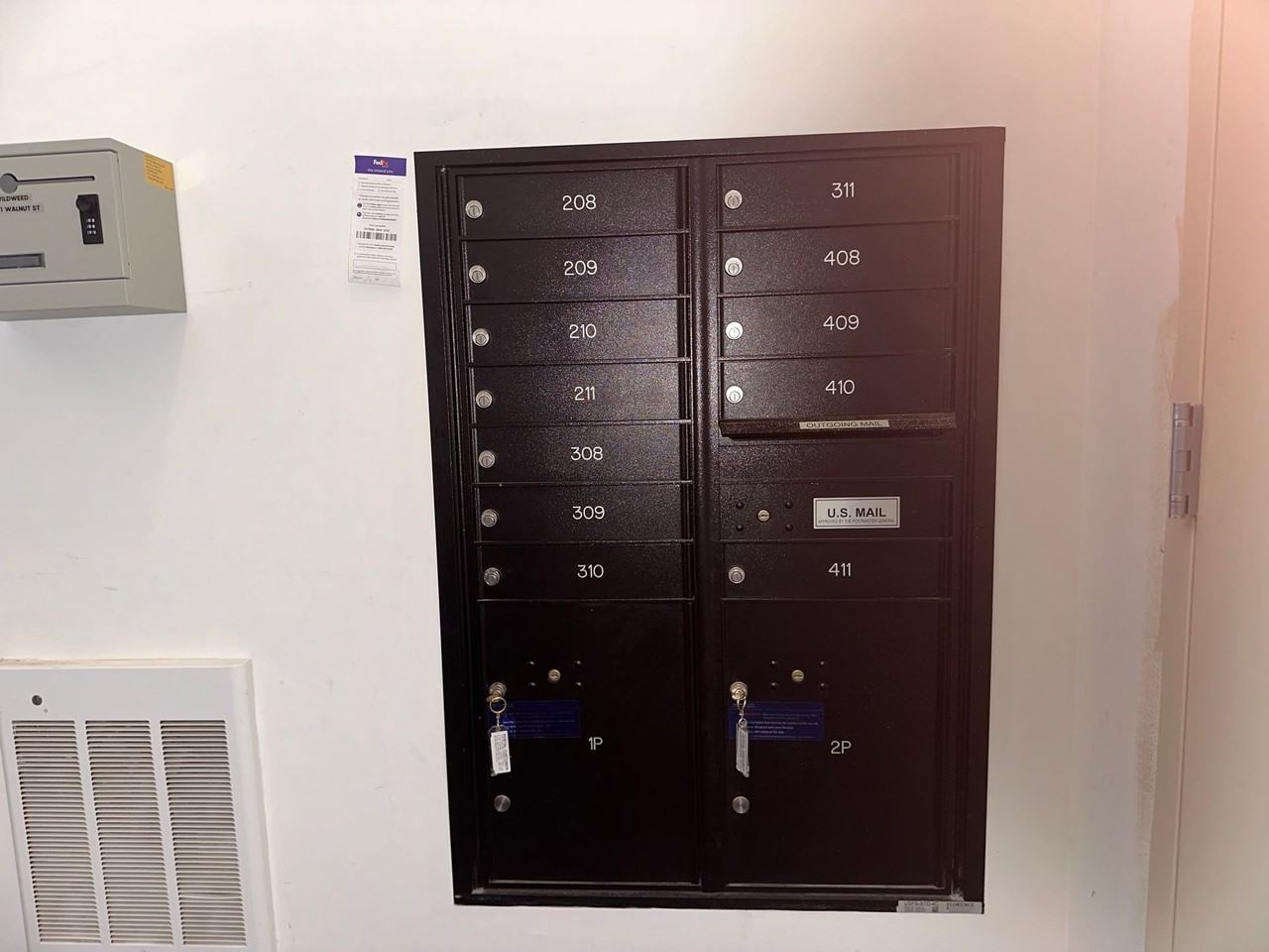 1301-1309 Walnut Street - Photo 7 of 8