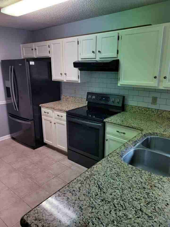 2510 Twin Springs Dr S ##S - Photo 5 of 15