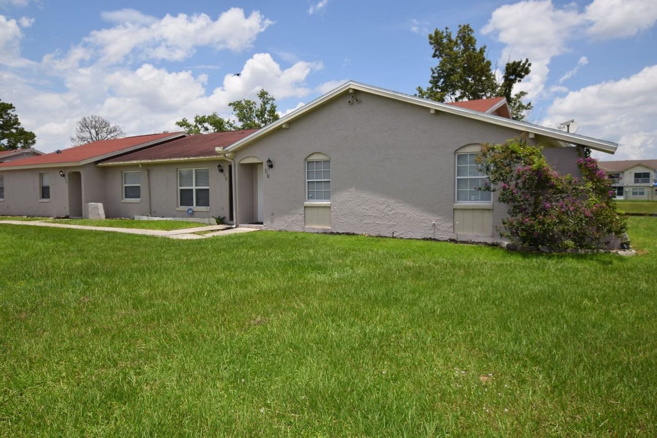 18 Lago Mesa Way - Photo 2 of 17