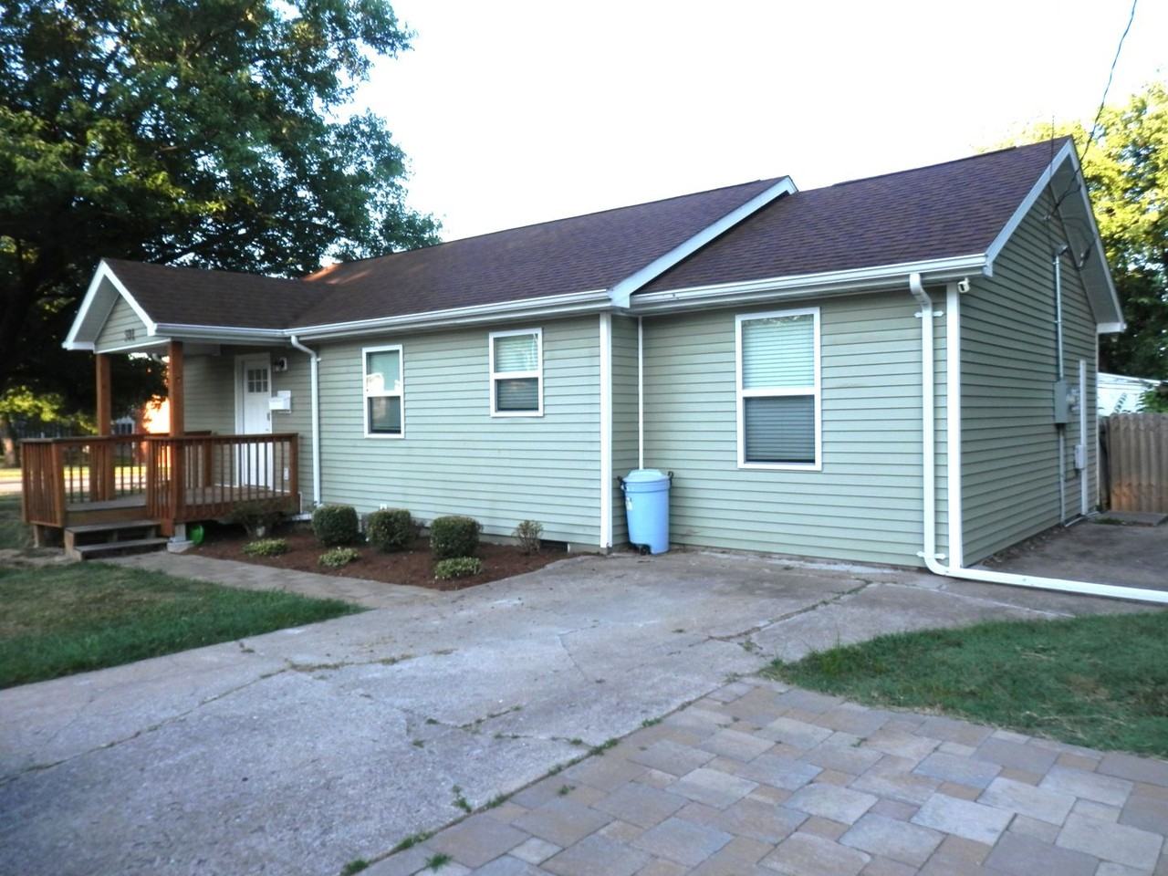 501 Clinkscales Rd - Photo 3 of 32