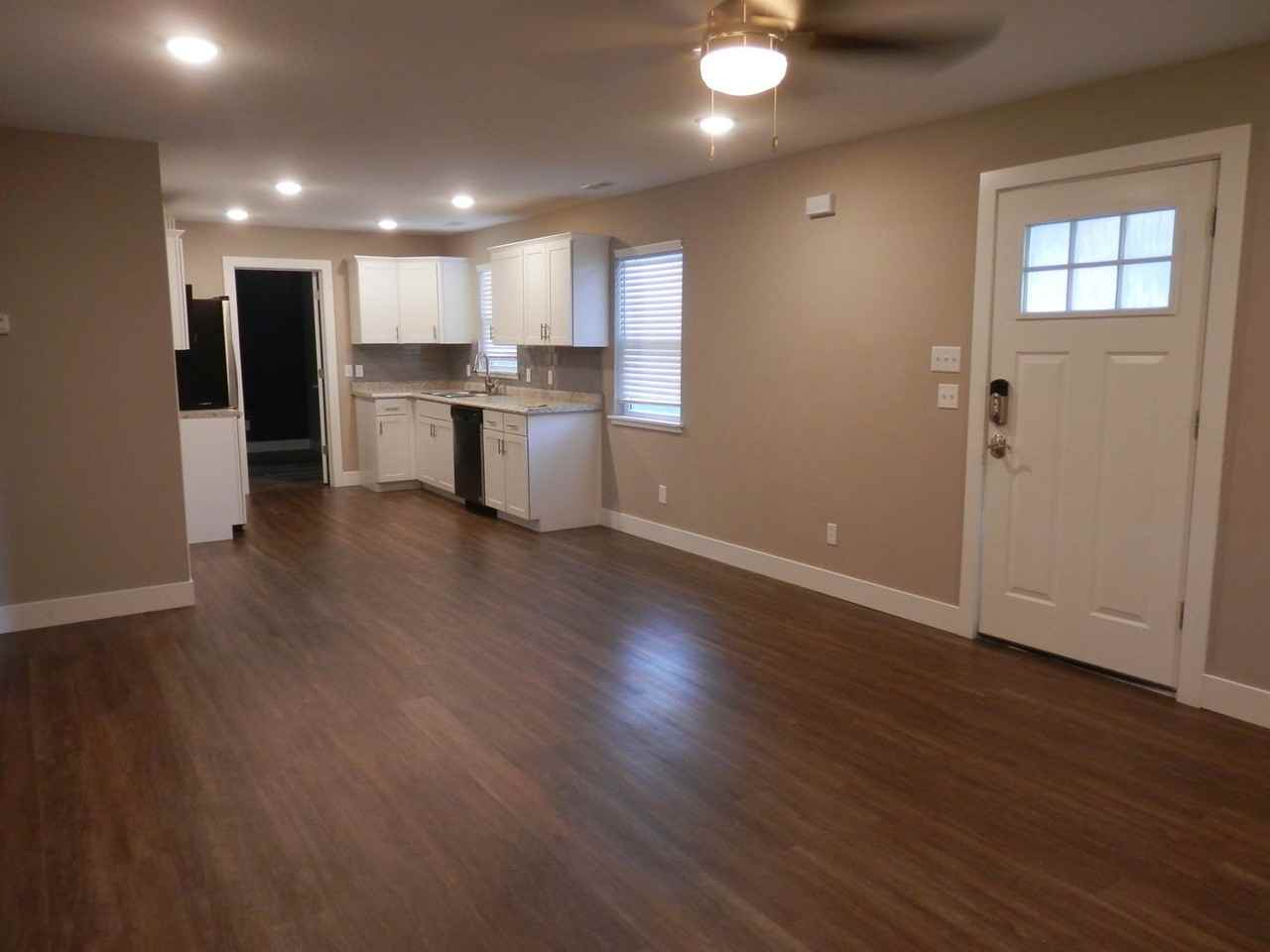 501 Clinkscales Rd - Photo 5 of 32