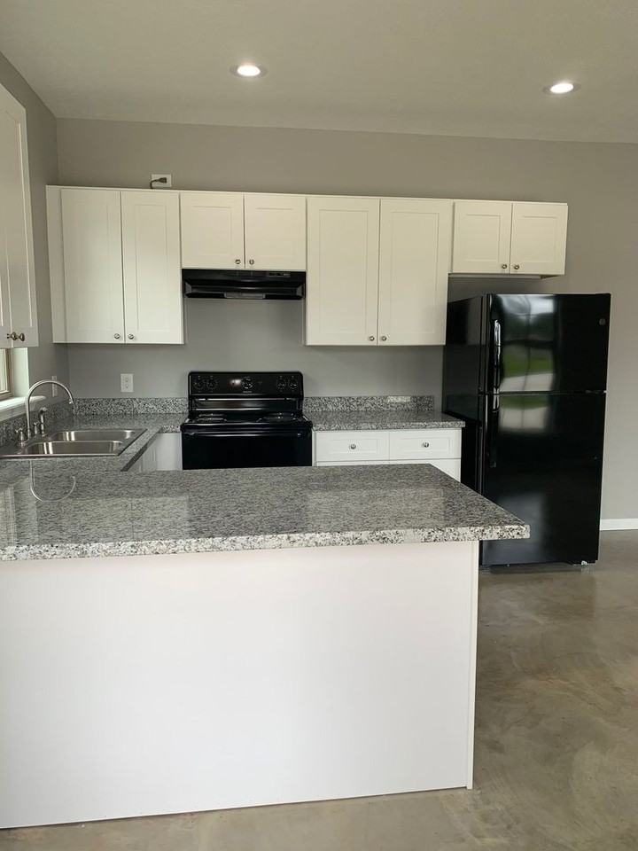 1559 Ham Reid Rd #1 - Photo 3 of 10