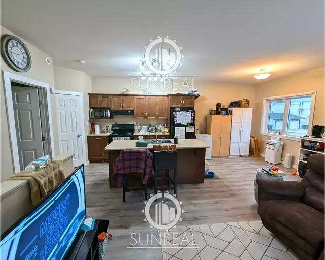 4704 48 Ave - Photo 3 of 12