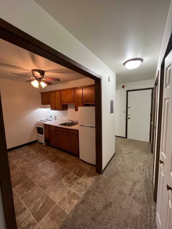 Ashwood 1116 - Photo 2 of 7