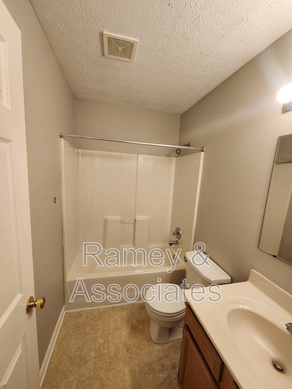 4011 Cedarway Ct - Photo 7 of 15