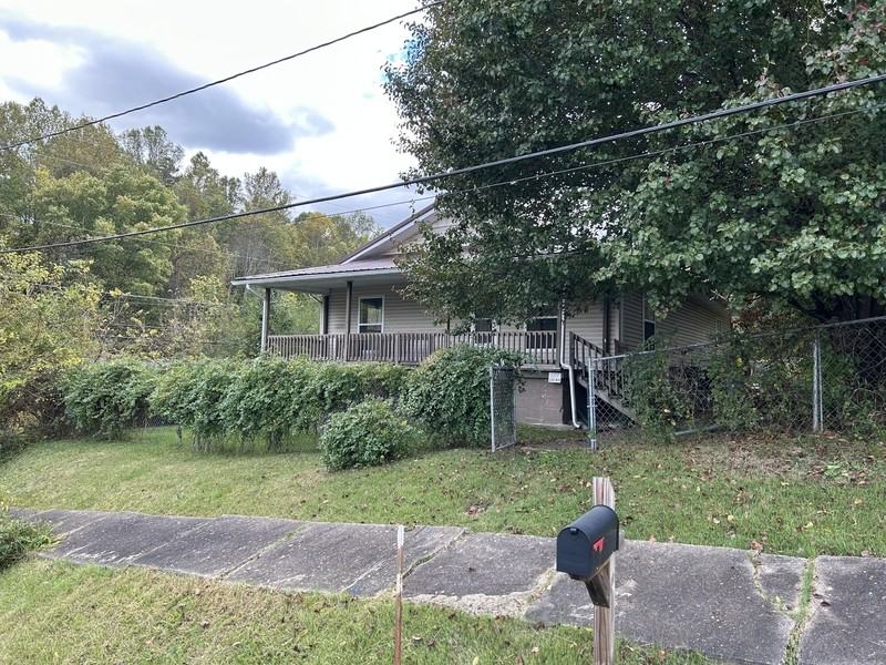 707 Lee St - Photo 3 of 26