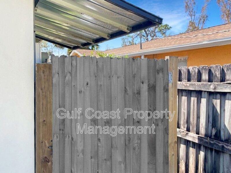 1970 Debbie St - Photo 2 of 15