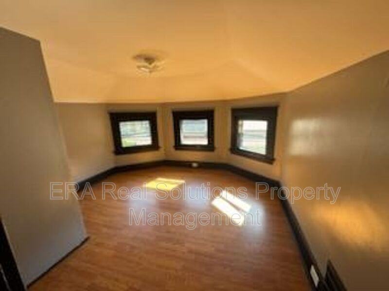 3571 Vine St #3 - Photo 2 of 12