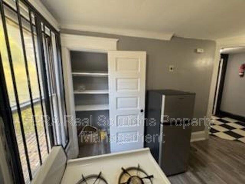 3571 Vine St #3 - Photo 7 of 12