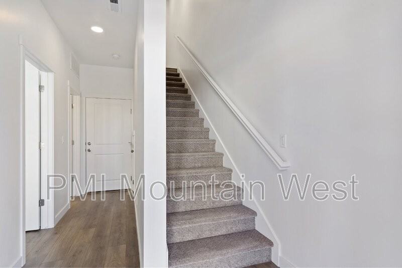 1836 West Red Twilight Lane - Photo 6 of 31