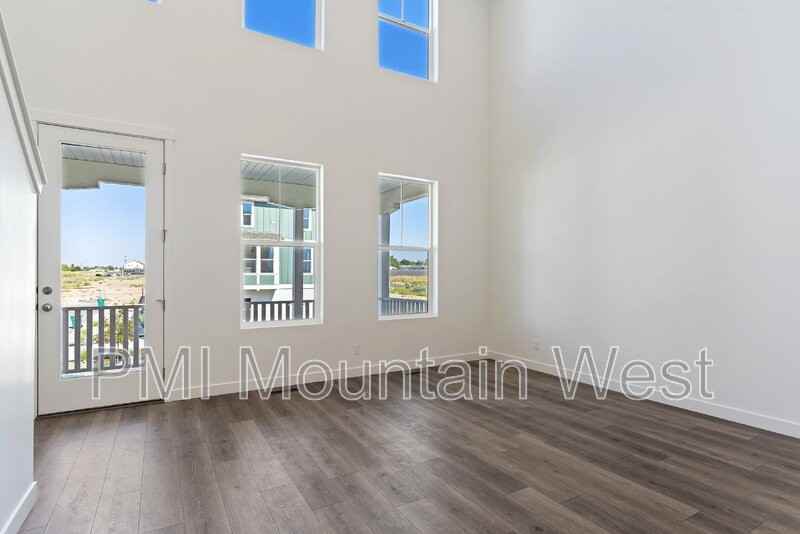 1836 West Red Twilight Lane - Photo 7 of 31