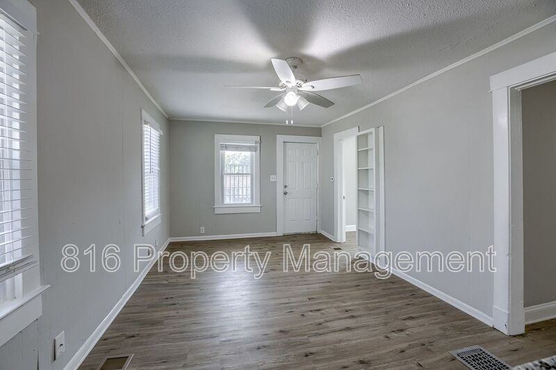 5518 Jaudon Ave - Photo 5 of 25