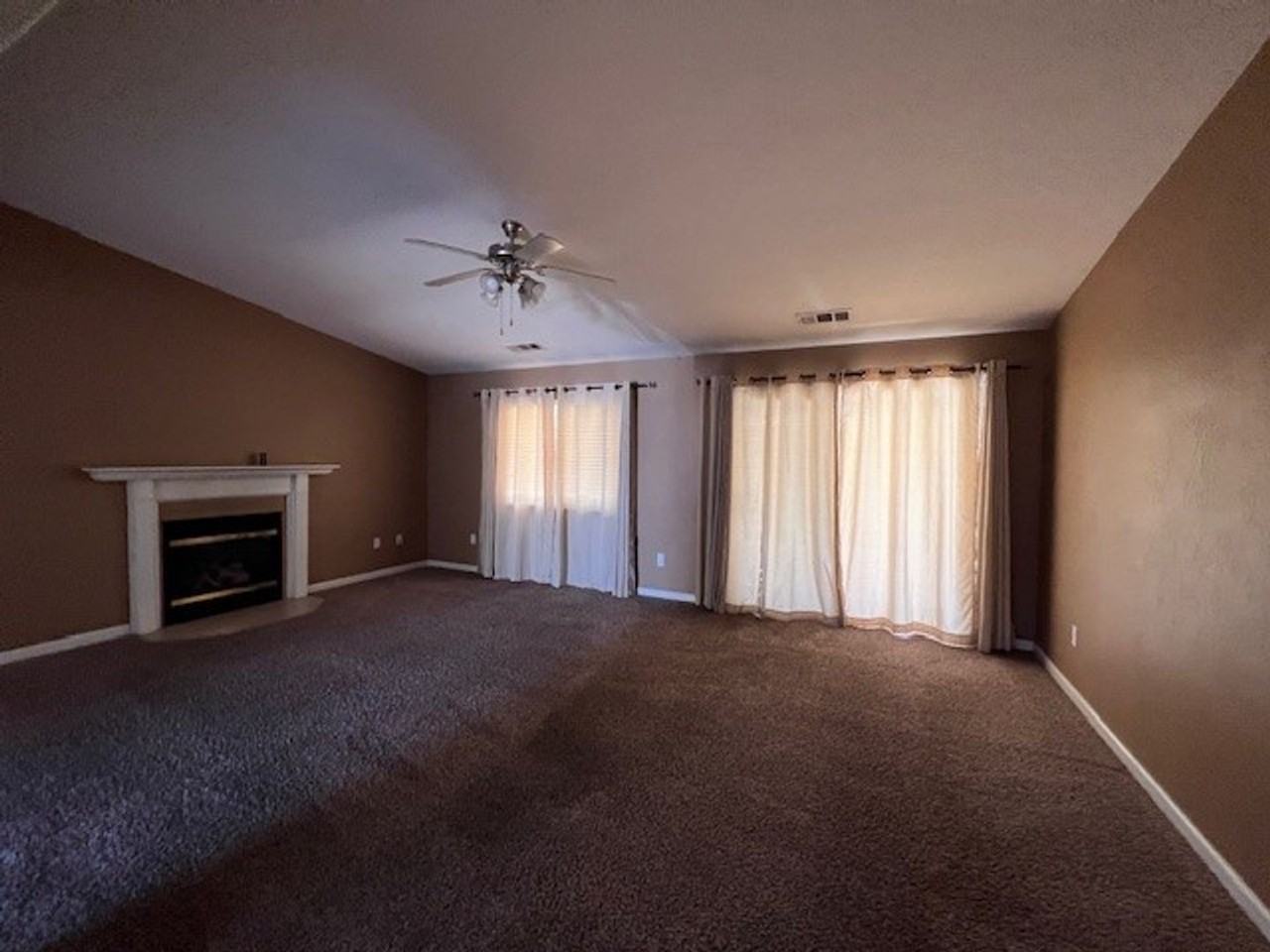 510 W Prospect Ave - Photo 3 of 9