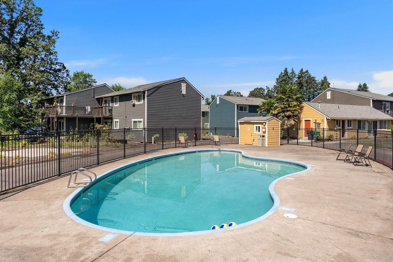 Echo Glen - Photo 2 of 32