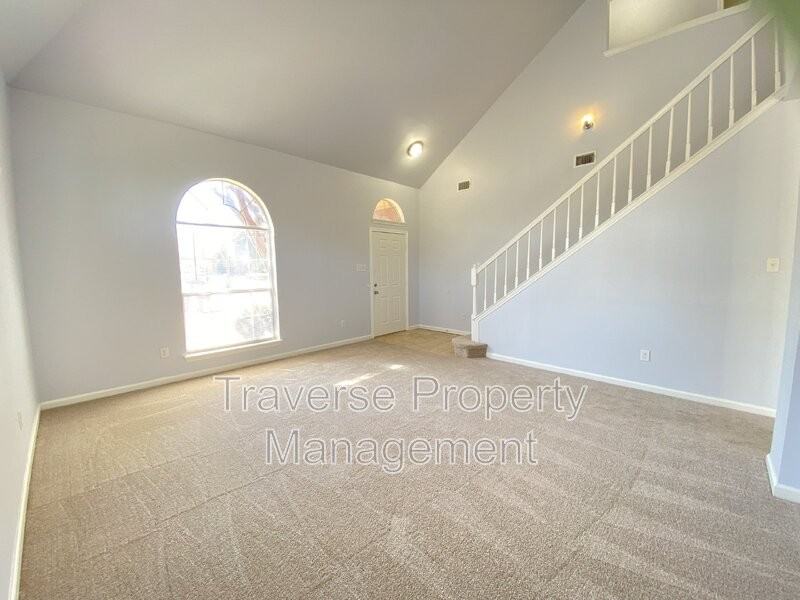 903 Freshwood Ct - Photo 7 of 44