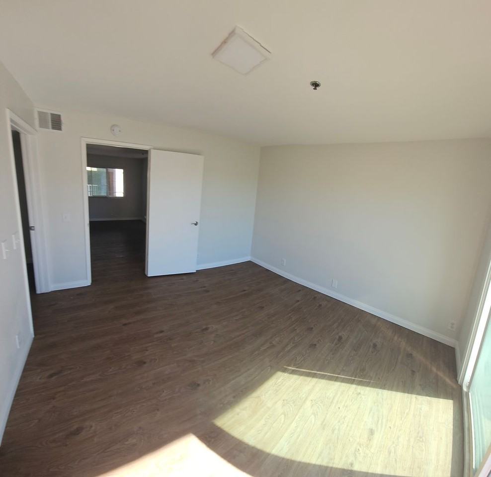 Georgia Regency Senior Apartments - Photo 3 of 9