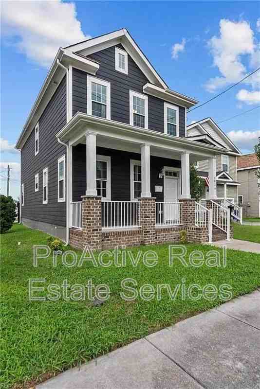 1014 Billings St - Photo 2 of 35