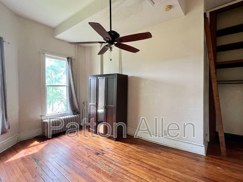 33 Starnes Ave #3 - Photo 5 of 13