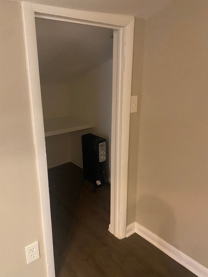 9 East Read Street - 8098 - Photo 4 of 16