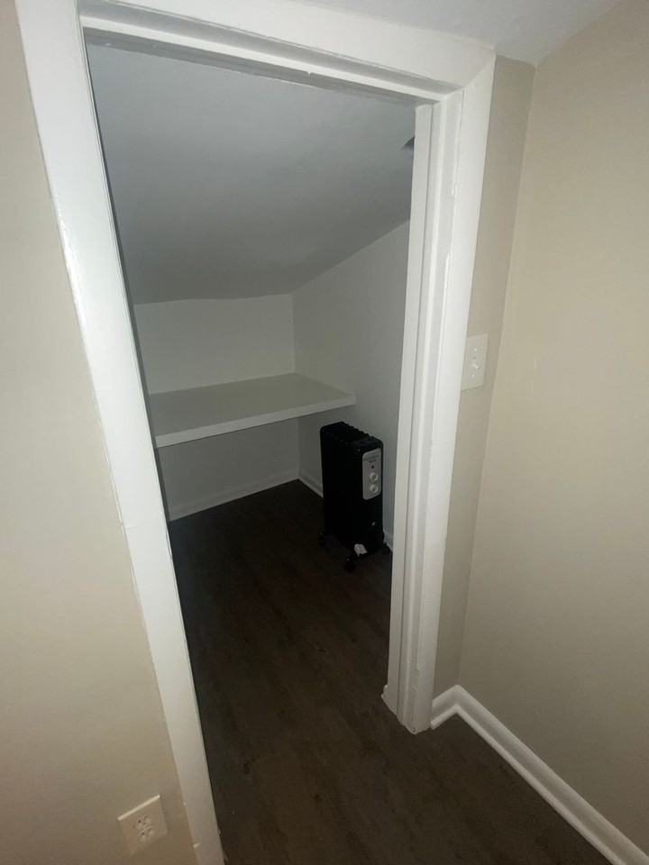 9 East Read Street - 8098 - Photo 6 of 16