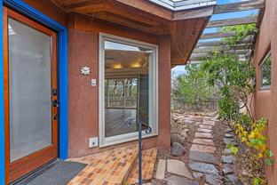 138 Ridgecrest Dr - Photo 1 of 1